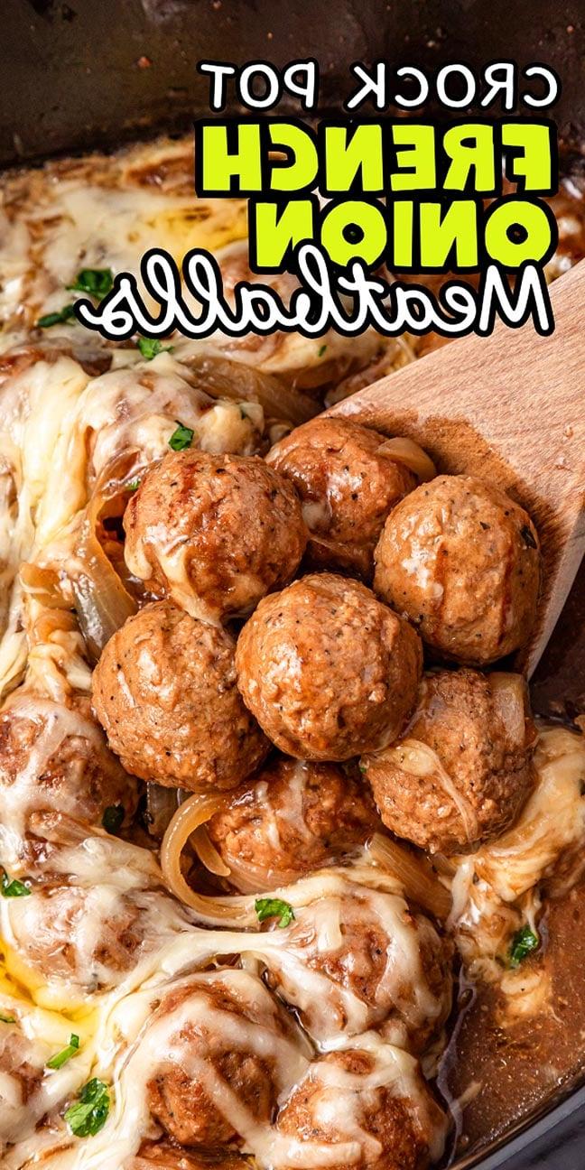 Πιάτο με νόστιμα αργομαγειρεμένα κεφτεδάκια.