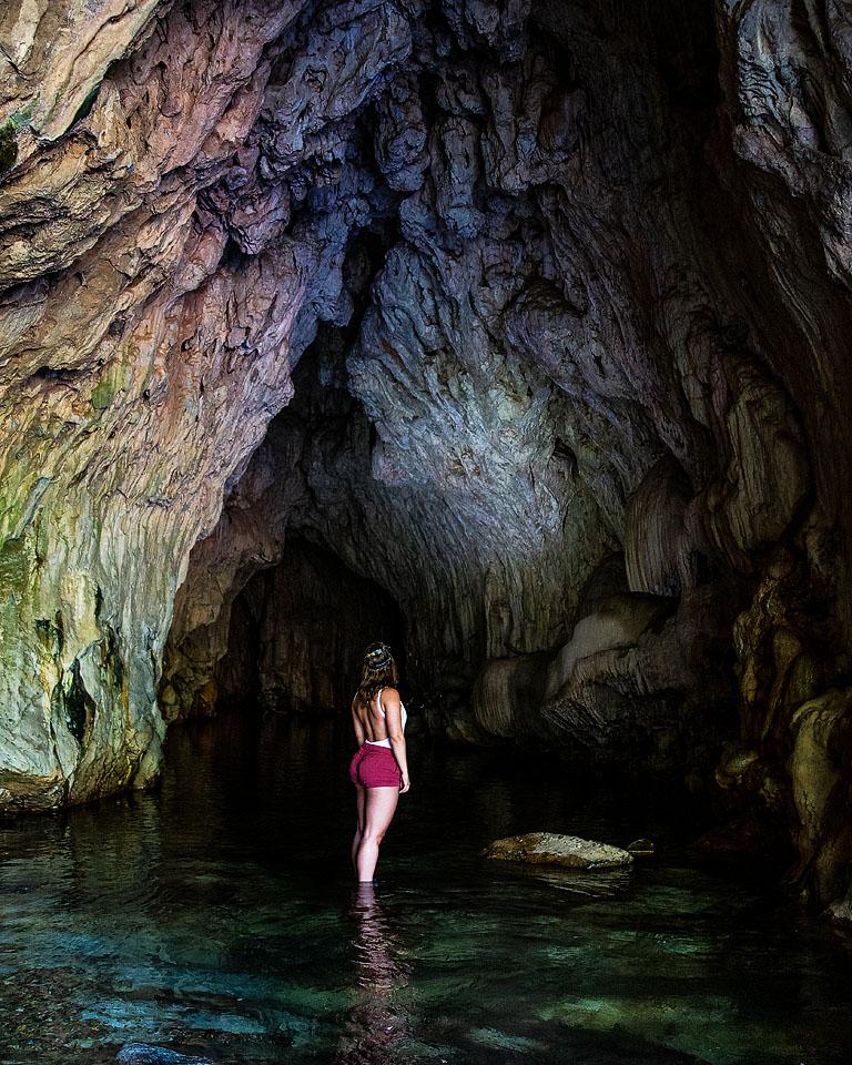 Απότομη διαδρομή προς το Natural Bridge στο Calaveras.