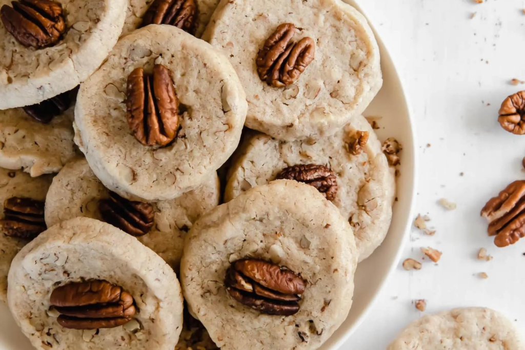 Σπιτικά κουλουράκια pecan sandies.