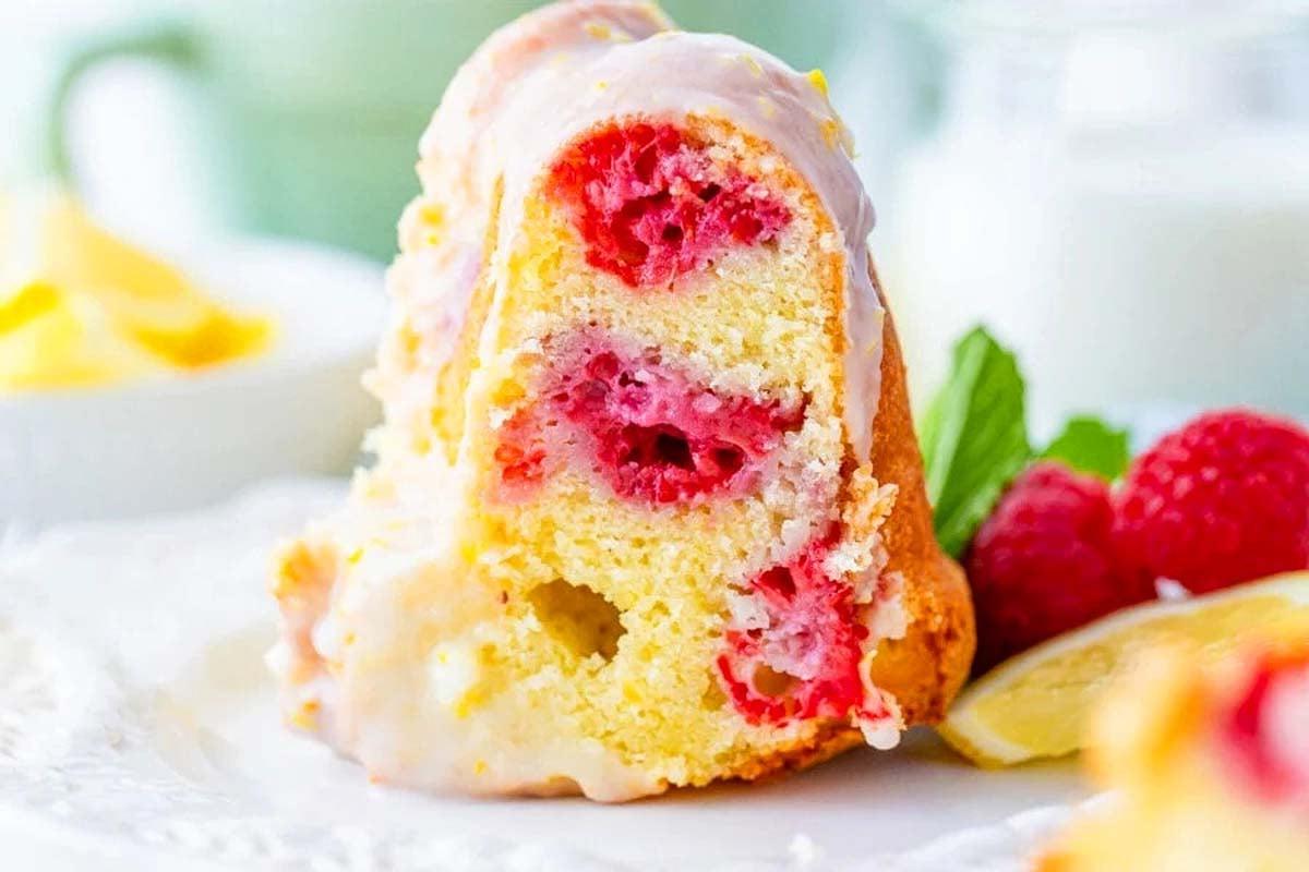 Κέικ Bundt Λεμόνι-Σμέουρο σε Φριτέζα Αέρος.