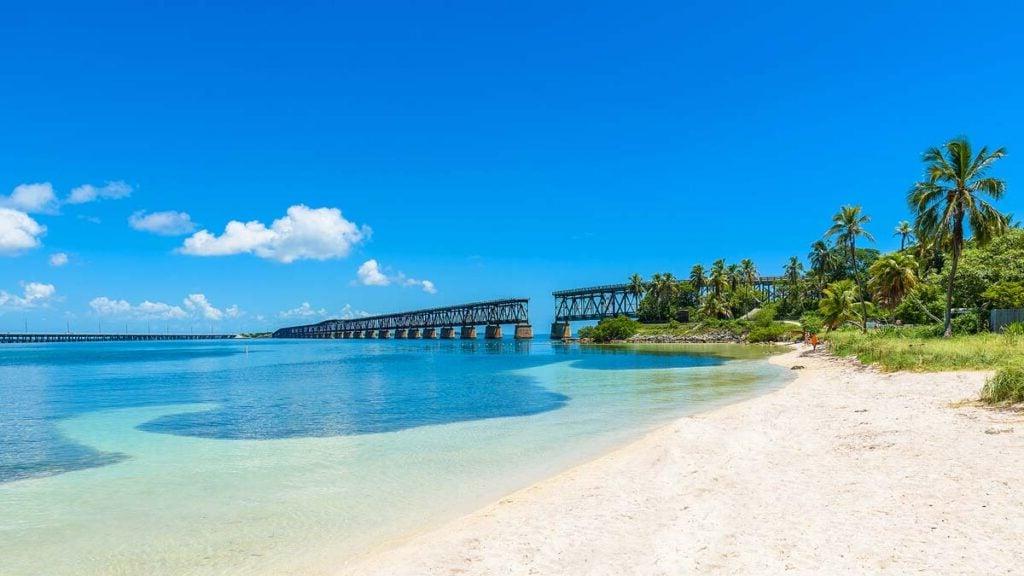 Κρατικό Πάρκο Bahia Honda στην παραλία Calusa, Florida Keys είναι μια τροπική ακτή με παραδεισένιες παραλίες.