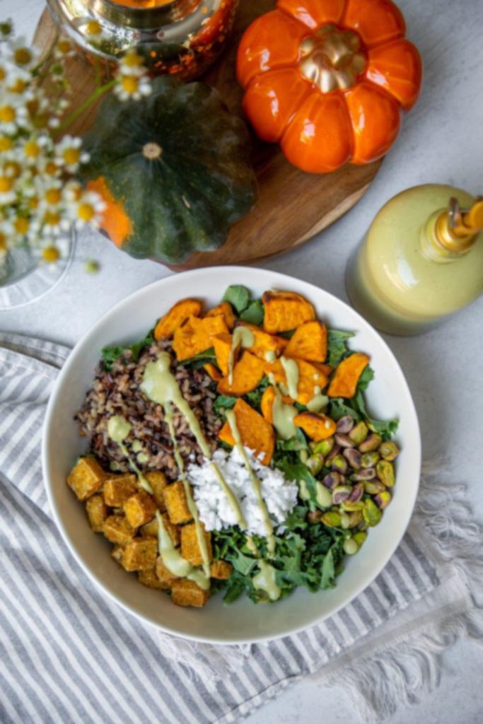 Εμπνευσμένο από Sweetgreen Μπολ Συγκομιδής και Πικάντικη Σος Κάσιους και Κόλιανδρου – Βίγκαν και Υγιεινό 2 αντιγραφή sweetgreen harvest bowl
