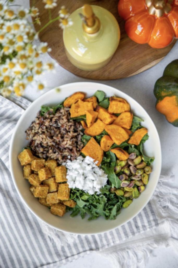 Εμπνευσμένο από Sweetgreen Μπολ Συγκομιδής και Πικάντικη Σος Κάσιους και Κόλιανδρου – Βίγκαν και Υγιεινό 3 αντιγραφή sweetgreen harvest bowl
