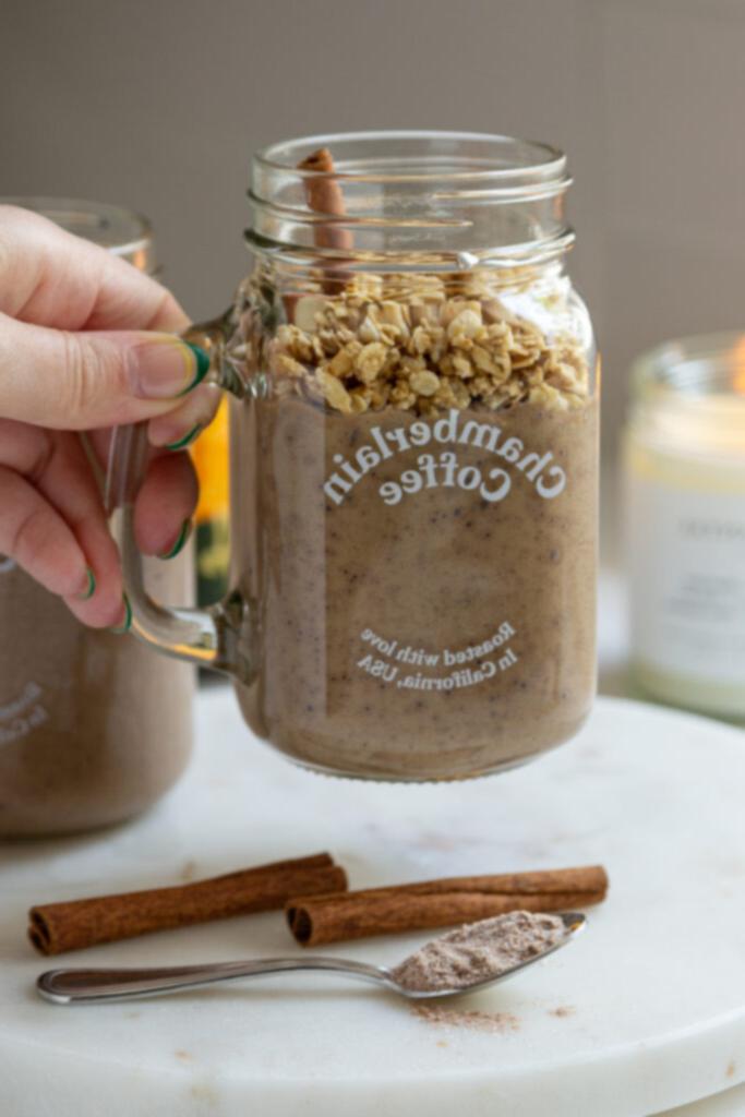Σμούθι Πρωτεΐνης Τσάι Κανέλας 7 cinnamon chai protein smoothie
