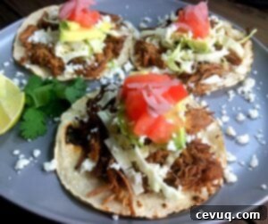 15 Γρήγορες Μεξικάνικες Συνταγές για Instant Pot 3 3 carnitas tacos with vegetable toppings