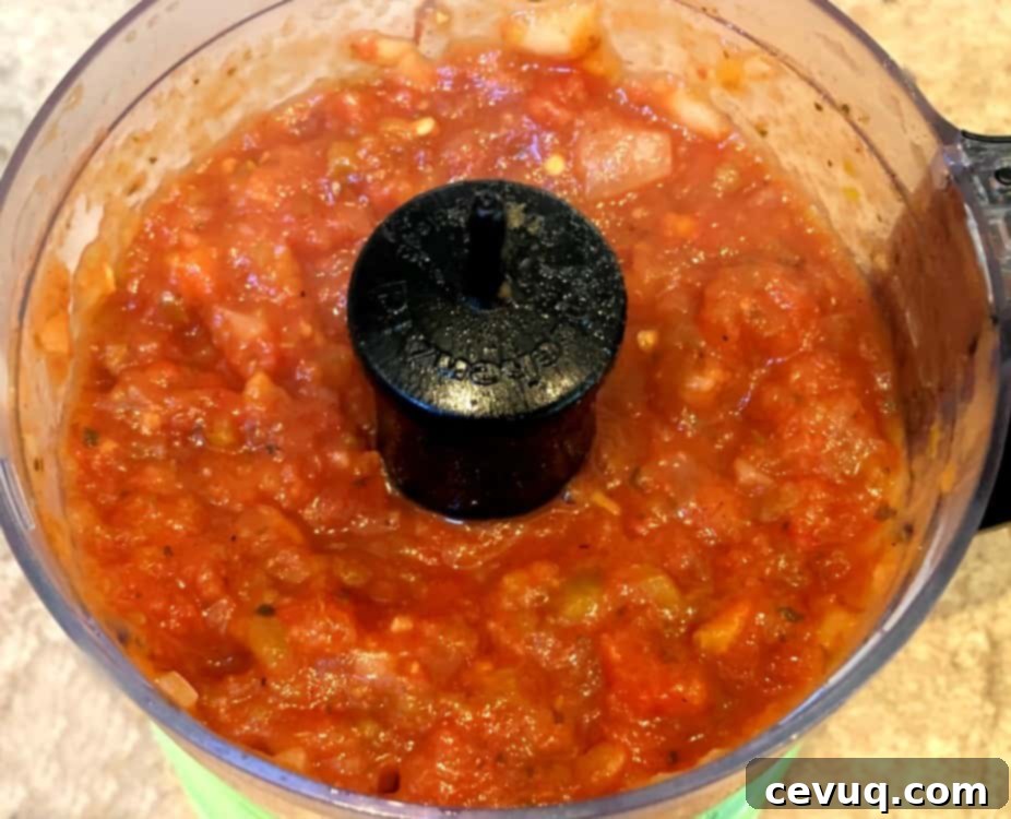 Φουρνιστά Τσίλι Γεμιστά 9 Σάλτσα για ψητά chile rellenos σε επεξεργαστή τροφίμων.