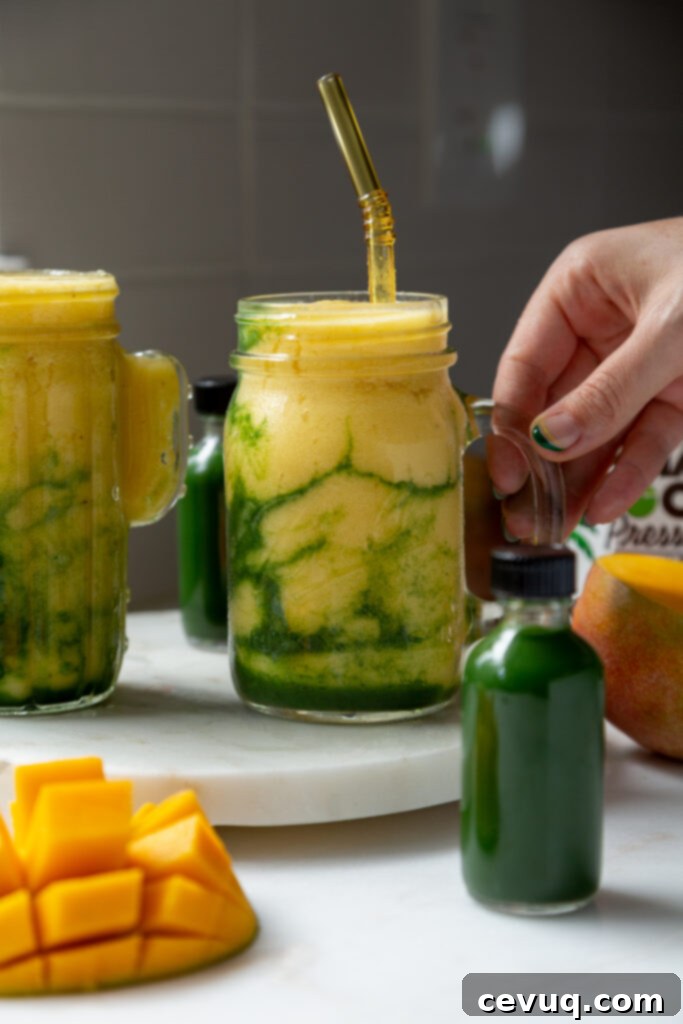 Smoothie με Τροπικά και Πράσινα 4 τροπικό smoothie με πράσινα