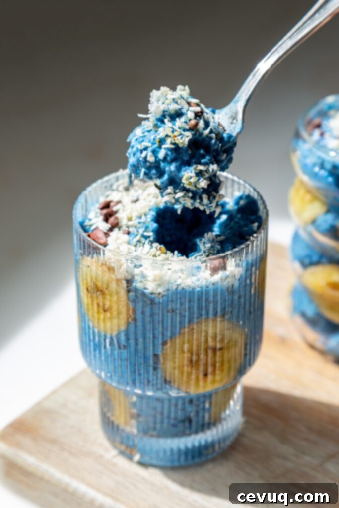 Μπλε Μαγική Πουτίγκα Τσία 4 Μπλε Majik Chia Pudding με μπανάνες