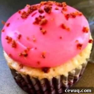 Φράουλες: Τζιν και Γλυκό Αριστούργημα 4 strawberry-cheesecake-cupcake