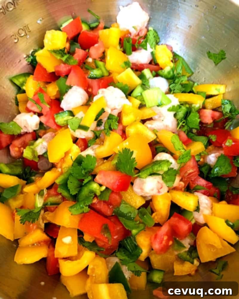 Το Απόλυτο Σεβίτσε Γαρίδας 6 fresh shrimp ceviche.