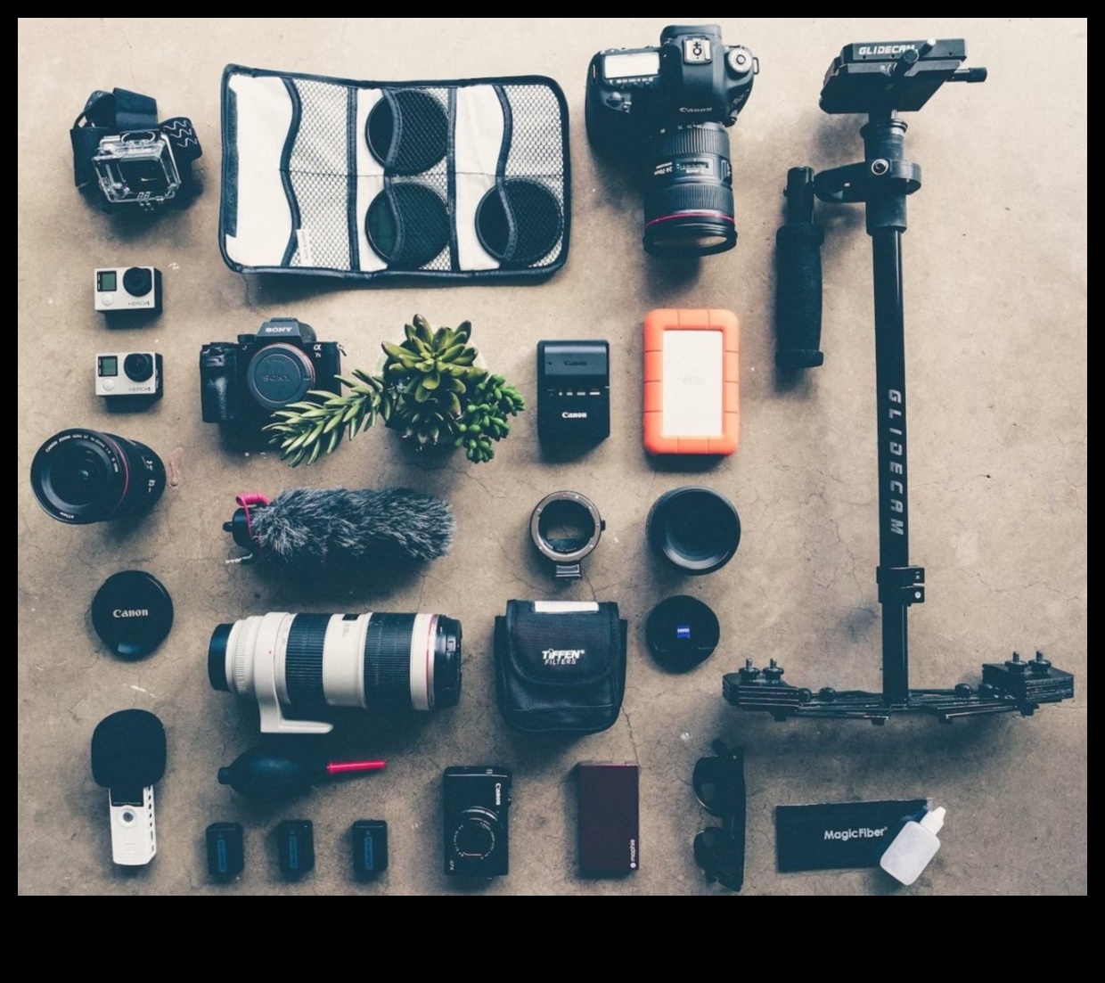 Photographer's Toolbox Τα βασικά αξεσουάρ για να φτάσετε τη φωτογραφία σας στο επόμενο επίπεδο 5 Εργαλειοθήκη φωτογράφου: Ξεκλειδώστε τις δυνατότητές σας με αξεσουάρ κάμερας