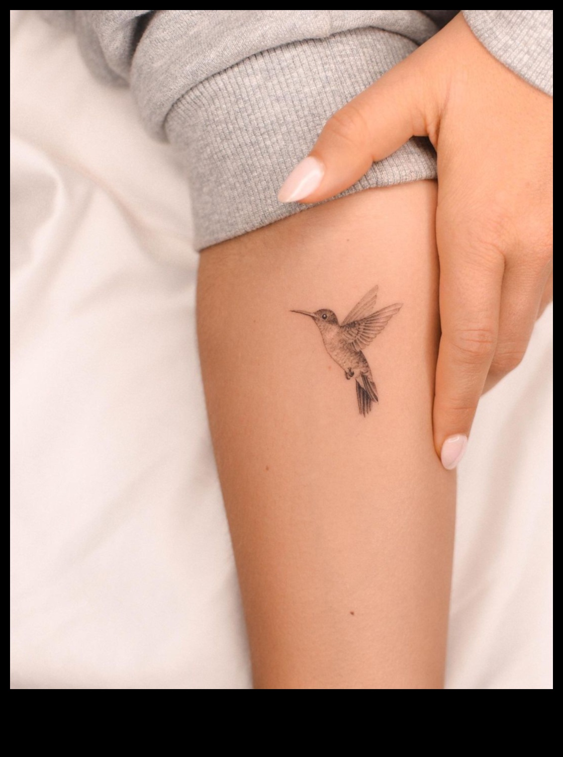 Μινιατούρα Marvels τολμηρά τατουάζ καρπού που γεμίζουν μια γροθιά 4 Miniature Marvels: Μικροσκοπικά τατουάζ στον καρπό με τολμηρή παρουσία