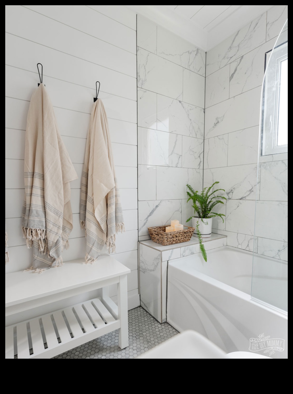 Διακόσμηση παραθαλάσσιου μπάνιου για ένα χαλαρωτικό καταφύγιο