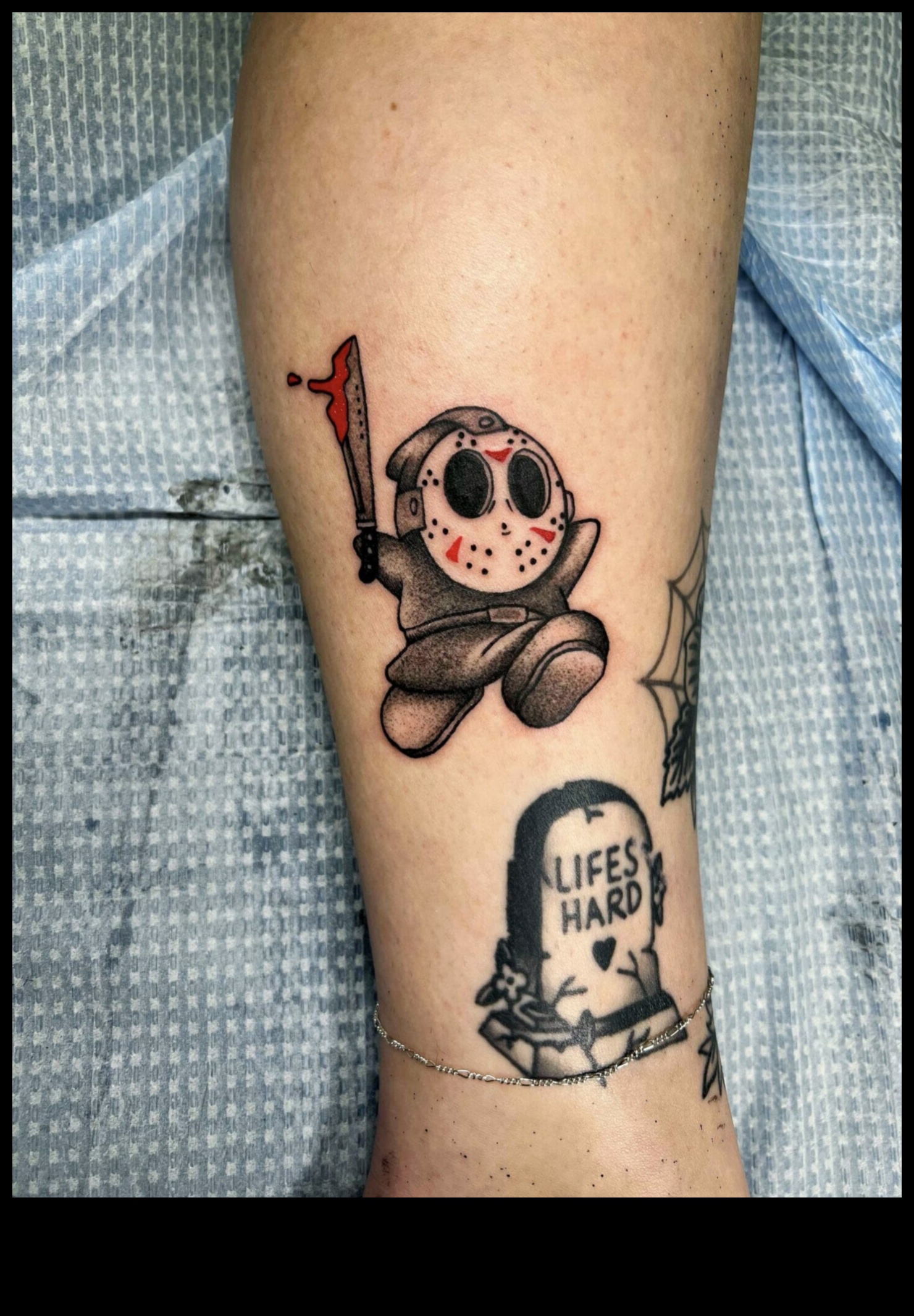 Ink Culture Η τέχνη και το νόημα των σύγχρονων τατουάζ 3 Art Beyond Skin: The Cultural Significance of Contemporary Tattoos