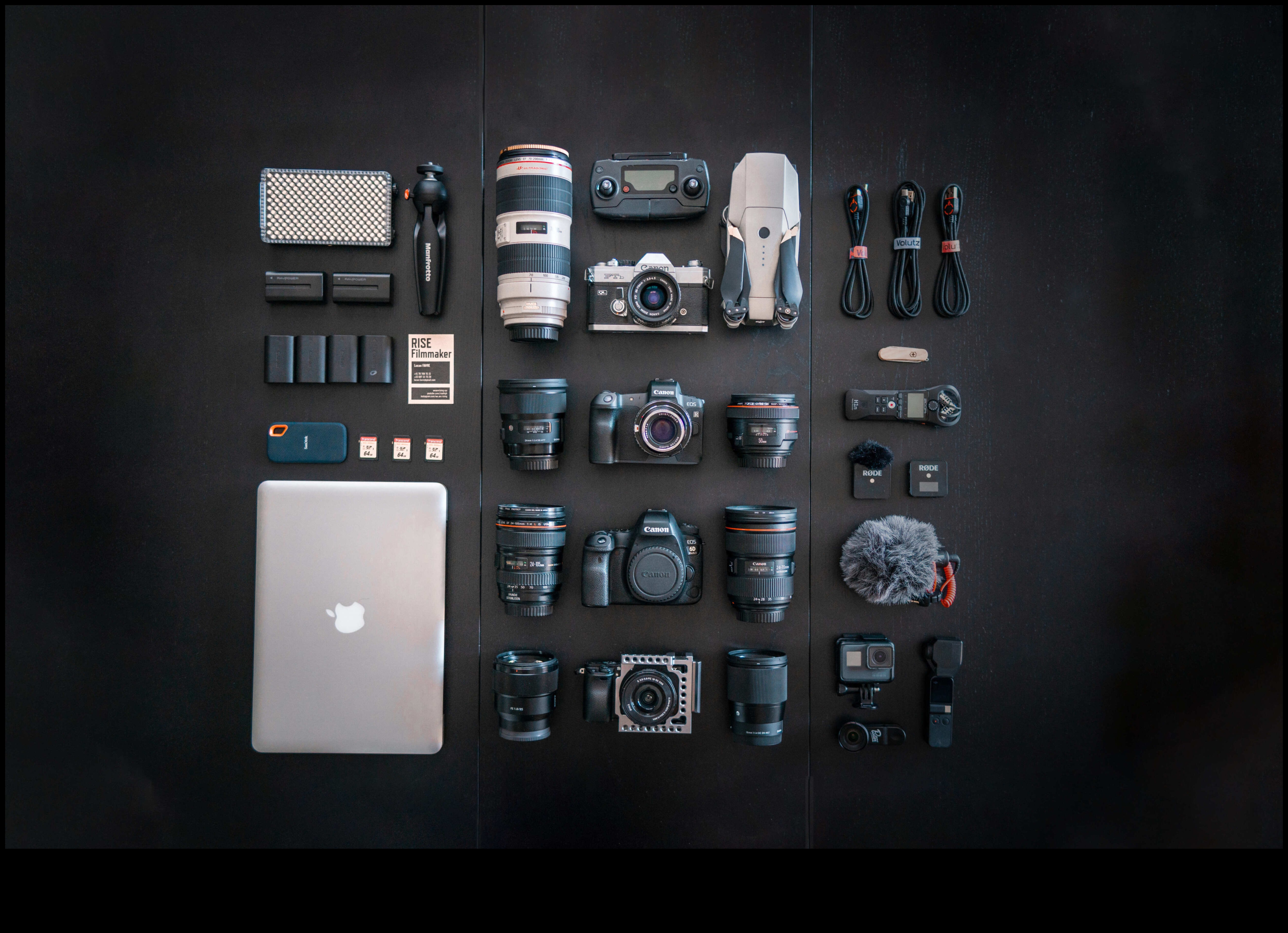 Αναβάθμιση φωτογραφίας Αναβαθμίστε τις δεξιότητές σας με τα απαραίτητα αξεσουάρ 1 Αναβάθμιση φωτογραφίας: Ανυψώστε το κιτ σας με τα απαραίτητα αξεσουάρ