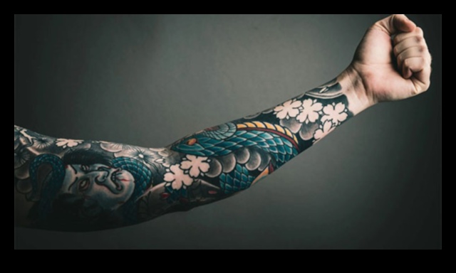 Σημάδια με νόημα: Χρονικά κατασκευασμένα με συμβολική μελάνη