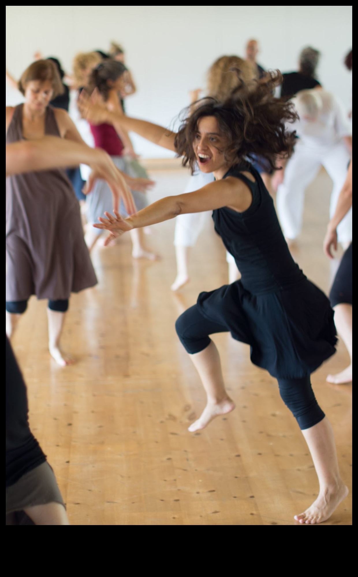 Mindfulness in Motion: Dancing Through Life with Conscious Presence