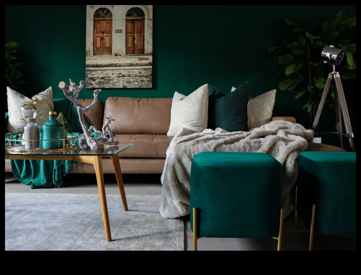 Πώς να ενσωματώσετε πολύχρωμες πινελιές στην εσωτερική σας διακόσμηση