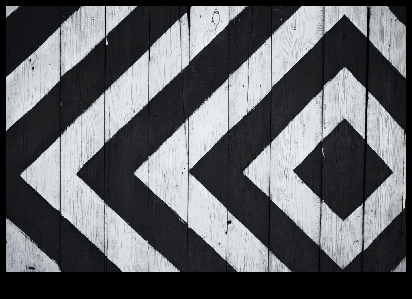 Πώς η υφή και τα μοτίβα ενισχύουν την έμπνευση της εσωτερικής διακόσμησης;