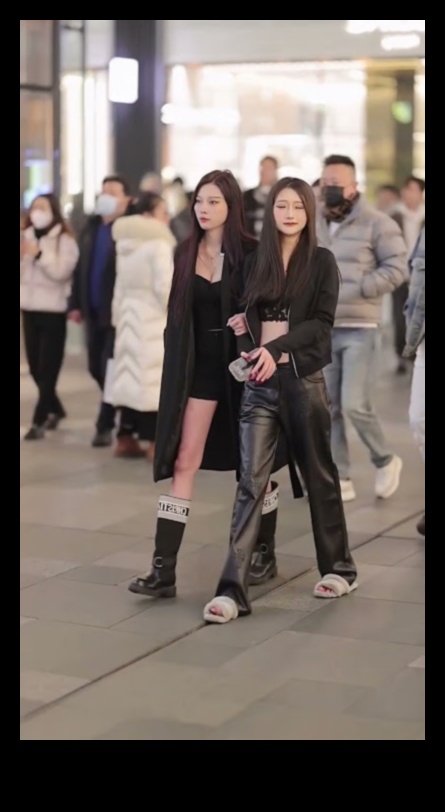 Street Style Saga: Urban Fashion Explored in Captures