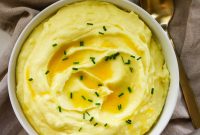 Creamy Yukon Gold Mashed Potatoes with Just 3 Ingredients