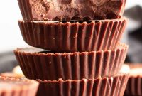 3-Ingredient Keto Chocolate Peanut Butter Fat Bombs