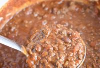 Classic Crowd‑Pleasing Chili: Dutch Oven, Slow Cooker & Instant Pot Options
