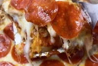 Cheesy Bubble-Up Pizza Casserole: Quick Family Dinner Recipe
