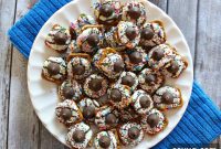 Hugs & Kisses Pretzel Snap Cookies: Sweet-Salty Chocolate Treats