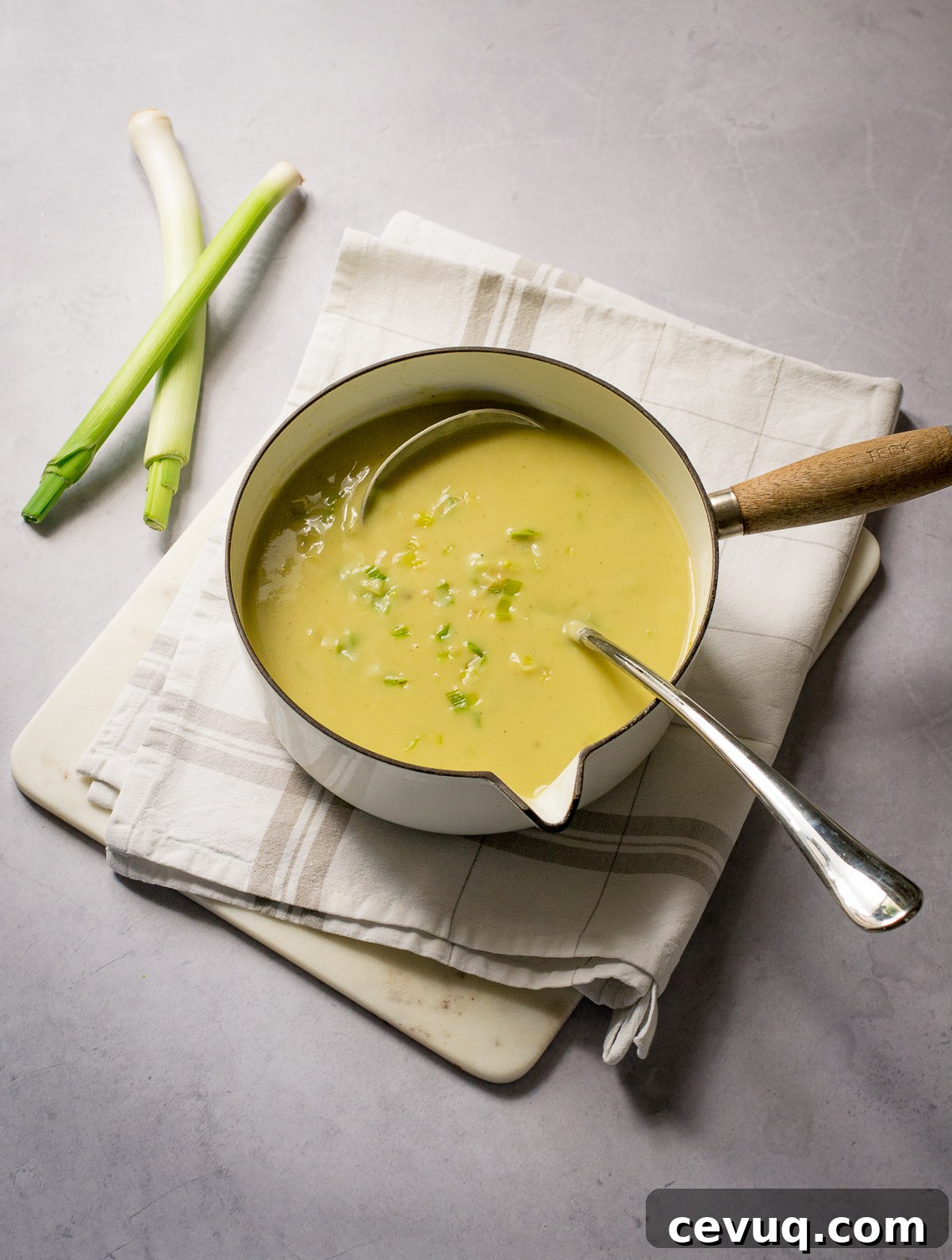 Vegan potato and leek soup