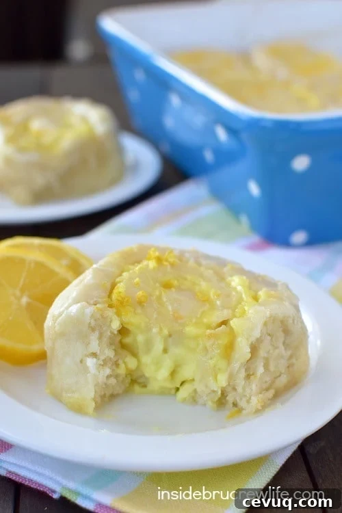 Lemon Cheesecake Rolls