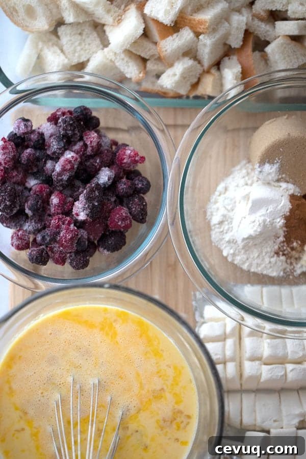 How to make berry french toast bake with cream cheese.