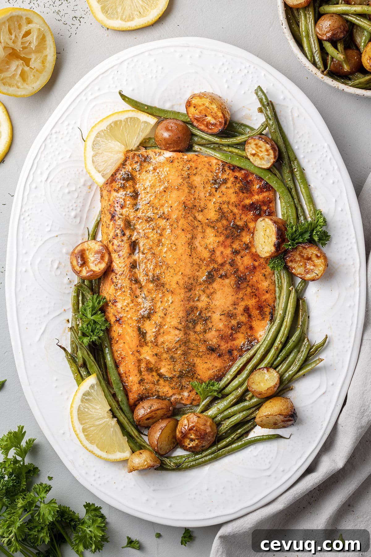 Lemon Salmon by The Clean Eating Couple // FoodNouveau.com