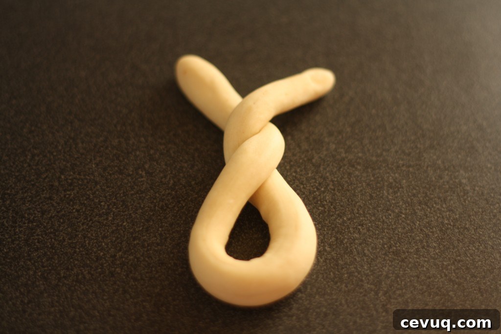 Shaping the pretzel