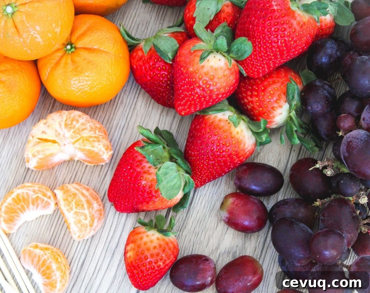 Tanghulu: Traditional Chinese Candied Fruit Guide & Recipe 10 oragnes, strawberries, and grapes