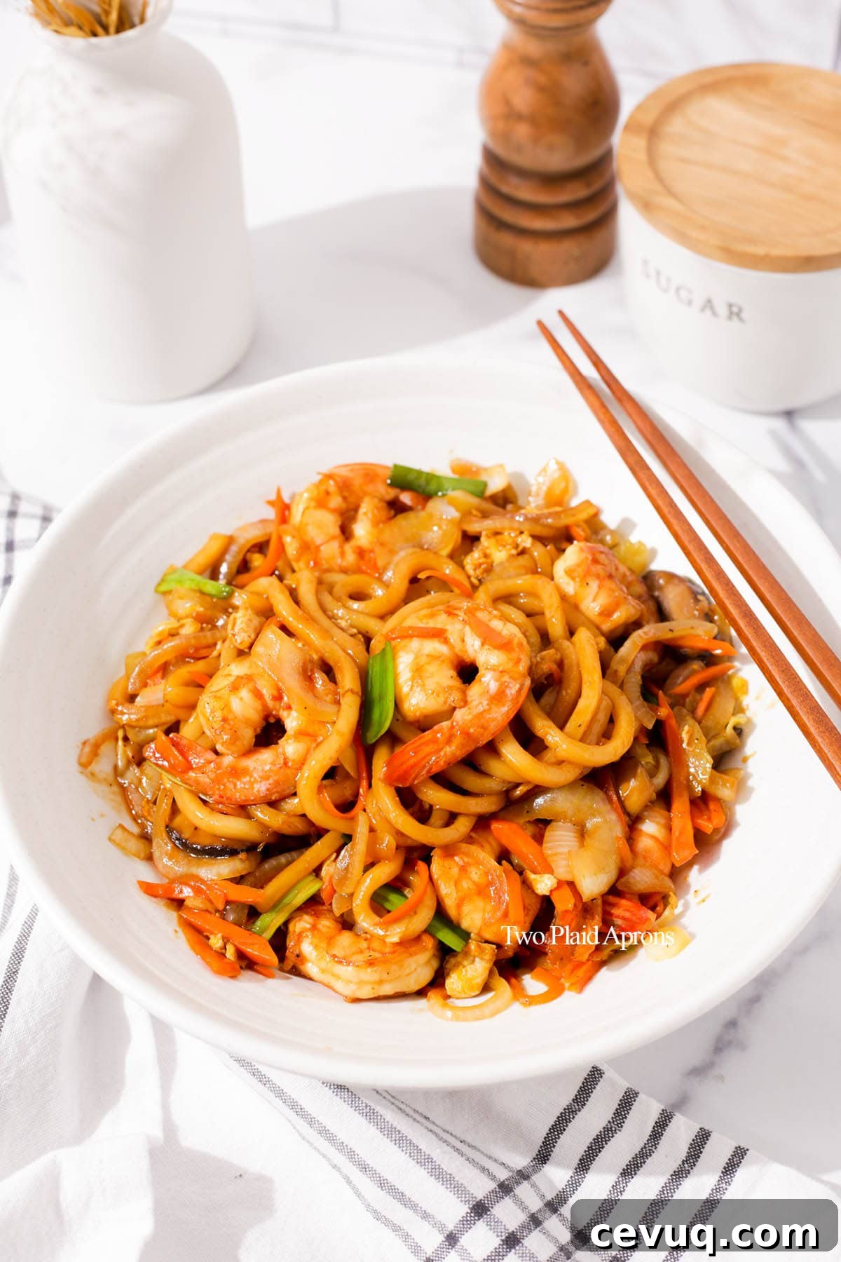 Shrimp Yaki Udon Recipe: Savory Stir-Fried Udon with Shrimp 10 img 7714 9