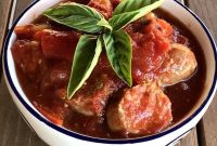 Slow Cooker Sausage and Peppers Recipe — Weight Watchers Friendly