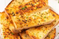 Blackstone Grill Garlic Bread Recipe: Crispy Grilled Loaf
