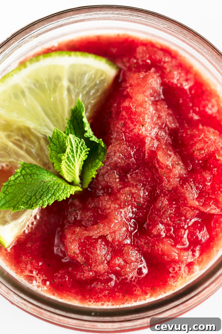 Watermelon Slushie. - Delicious watermelon slushie made with just 4 ingredients: fresh watermelon, lime juice, mint leaves and dates. It's a super refreshing and healthy drink. #vegan #glutenfree #simpleveganblog