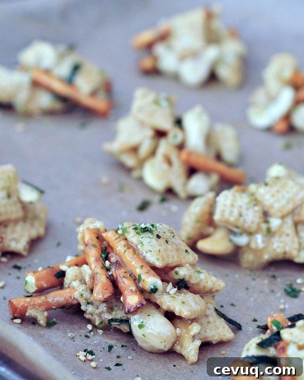 Furikake Carob Clusters: Sweet-Savory Crunch Bites 4 Sweet and Savory Furikake Carob Clusters @spabettie