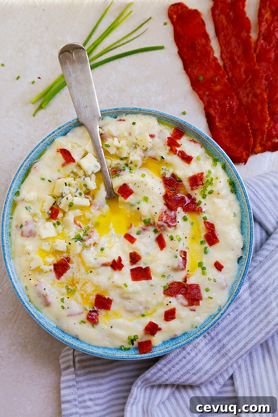 Creamy Gorgonzola and Bacon Mashed Potatoes 5 img 32055 4