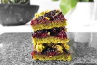Homemade Blackberry Crumble Bars with Oat Crust