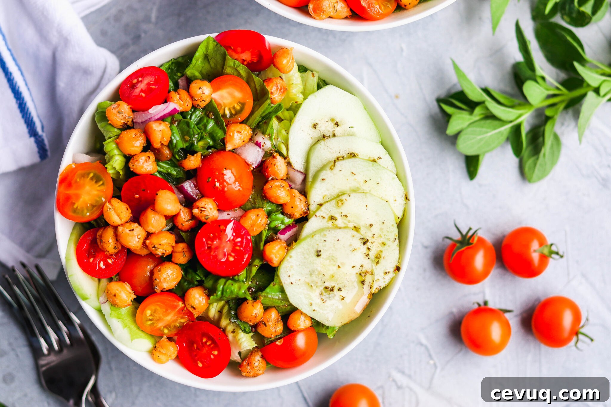 Cirspy Chickpea Greek Salad