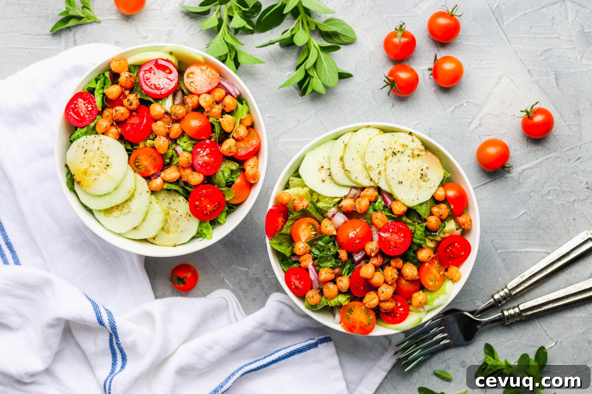 Cirspy Chickpea Greek Salad